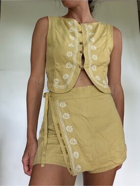 Billabong Mustard Yellow Embroidered set